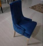 Fabric dinning chair with wooden legs